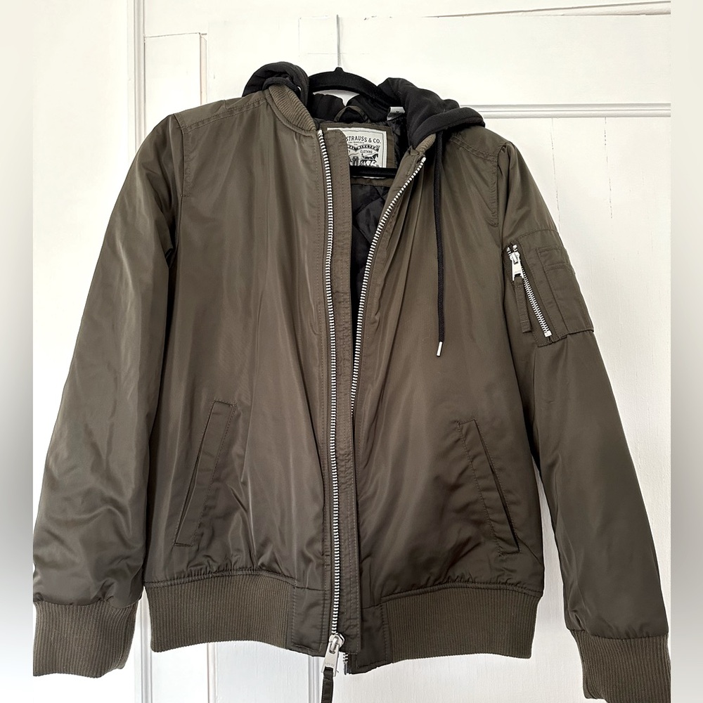 Levi’s Olive Bomber Jacket Women’s Size M